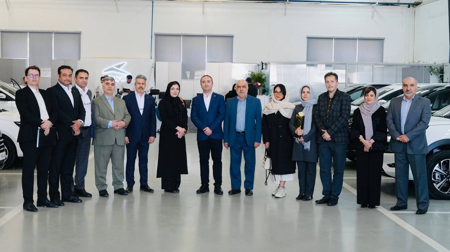 خدمتی دیگر از صندوق تعاون و رفاه سازمان نظام پزشكی «تحويل خودروهای KMC SR6»